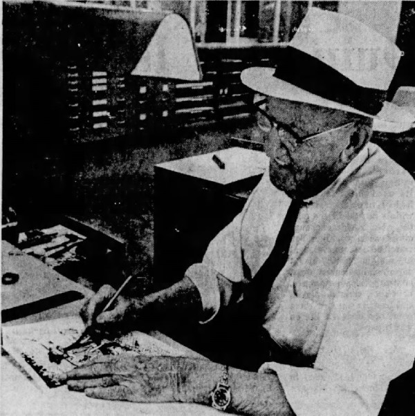 Illustrator and Cartoonist Quin Hall sometime between 1940 and 1968